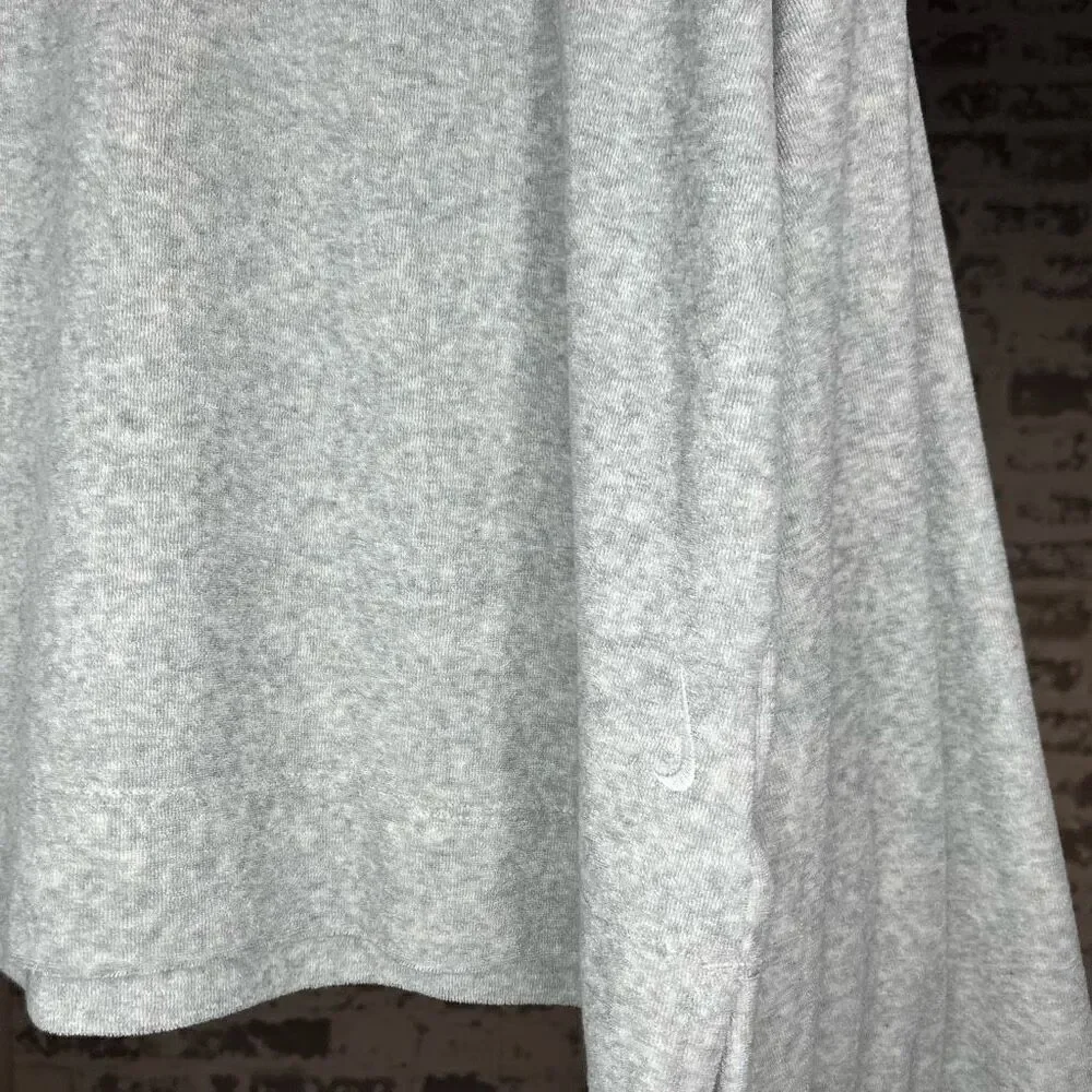 Nike | women dry fit wide sleeve cropped crewneck